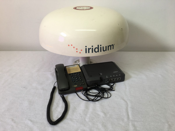 Iridium Pilot Broadband / Antenna Unit