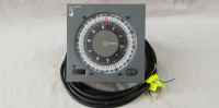 Preview: Raytheon Anschuetz Gyro Repeater 133-556.NG001 Preview: Raytheon Anschuetz Gyro Repeater 133-556.NG001
