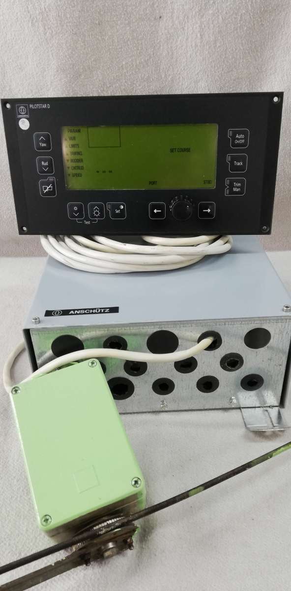 Raytheon Anschütz NP5010 PilotStar